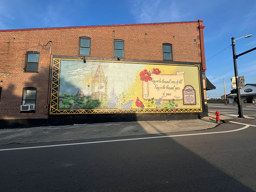 Wall of side of building with art mural in Hillsboro, Ohio 